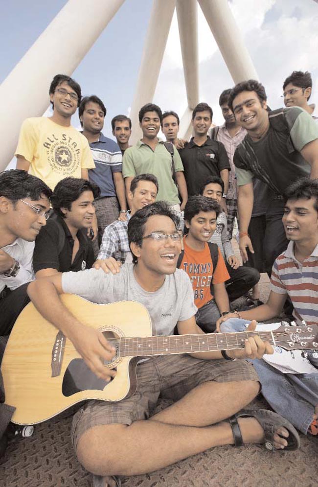 31 अक्‍टूबर 2012: तस्‍वीरों में इंडिया टुडे | <a style='COLOR: #d71920' href='http://bit.ly/indiatoday-hindi-section' target='_blank'>पढ़ें