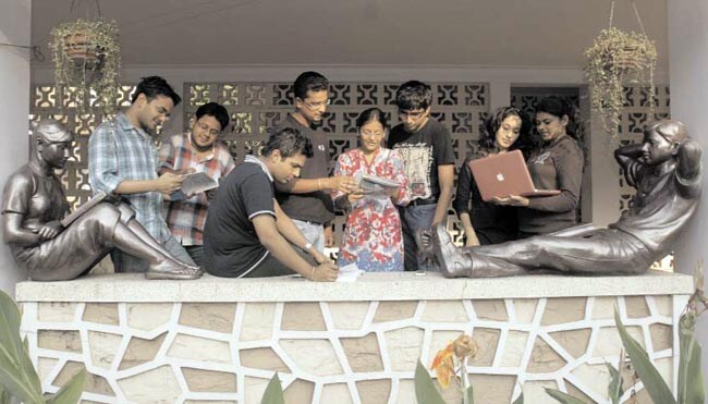 31 अक्टूबर 2012: तस्वीरों में इंडिया टुडे | पढ़ें 31 अक्टूबर 2012: तस्वीरों में इंडिया टुडे | <a style='COLOR: #d71920' href='http://bit.ly/indiatoday-hindi-section' target='_blank'>पढ़ें