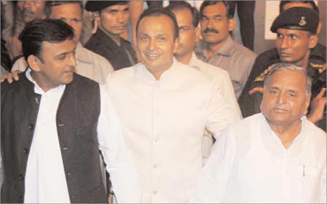 31 अक्टूबर 2012: तस्वीरों में इंडिया टुडे | पढ़ें 31 अक्टूबर 2012: तस्वीरों में इंडिया टुडे | <a style='COLOR: #d71920' href='http://bit.ly/indiatoday-hindi-section' target='_blank'>पढ़ें