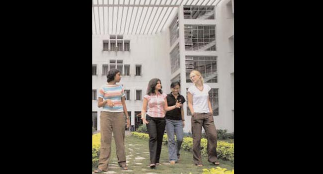 7 नवंबर 2012: तस्‍वीरों में इंडिया टुडे | <a style='COLOR: #d71920' href='http://bit.ly/indiatoday-hindi-section' target='_blank'>पढ़ें इंडिया