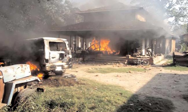 31 अक्‍टूबर 2012: तस्‍वीरों में इंडिया टुडे | <a style='COLOR: #d71920' href='http://bit.ly/indiatoday-hindi-section' target='_blank'>पढ़ें