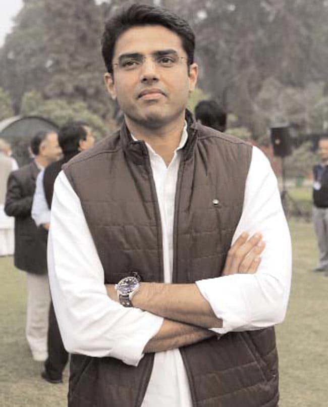 7 नवंबर 2012: तस्वीरों में इंडिया टुडे | पढ़ें इंडिया 7 नवंबर 2012: तस्वीरों में इंडिया टुडे | <a style='COLOR: #d71920' href='http://bit.ly/indiatoday-hindi-section' target='_blank'>पढ़ें इंडिया