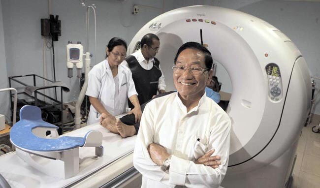 14 नवंबर 2012: तस्वीरों में इंडिया टुडे | पढ़ें इंडिया 14 नवंबर 2012: तस्वीरों में इंडिया टुडे | <a style='COLOR: #d71920' href='http://bit.ly/indiatoday-hindi-section' target='_blank'>पढ़ें इंडिया