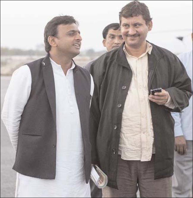 7 नवंबर 2012: तस्वीरों में इंडिया टुडे | पढ़ें इंडिया 7 नवंबर 2012: तस्वीरों में इंडिया टुडे | <a style='COLOR: #d71920' href='http://bit.ly/indiatoday-hindi-section' target='_blank'>पढ़ें इंडिया