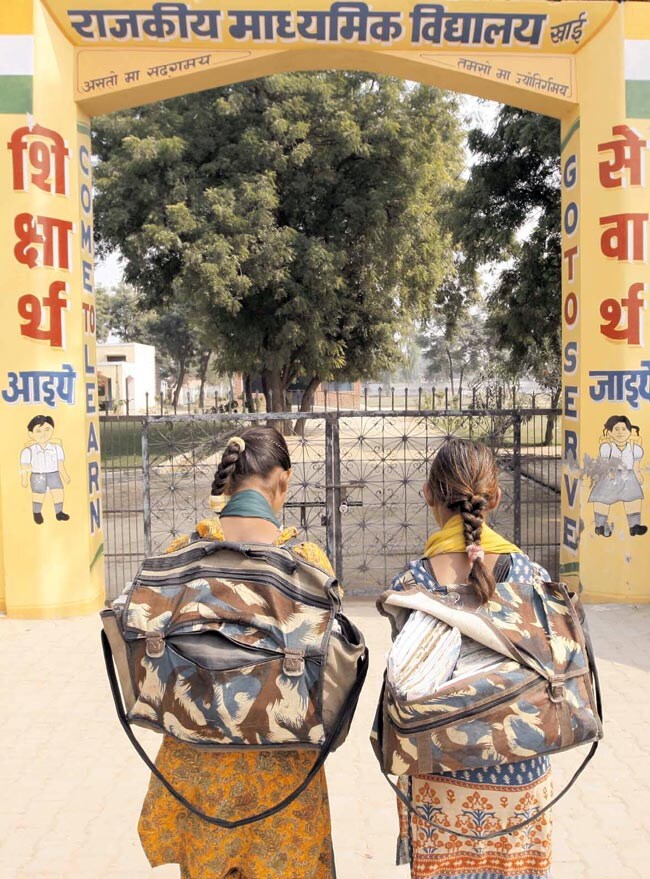 21 नवंबर 2012: तस्वीरों में इंडिया टुडे | पढ़ें इंडिया 21 नवंबर 2012: तस्वीरों में इंडिया टुडे | <a style='COLOR: #d71920' href='http://bit.ly/indiatoday-hindi-section' target='_blank'>पढ़ें इंडिया