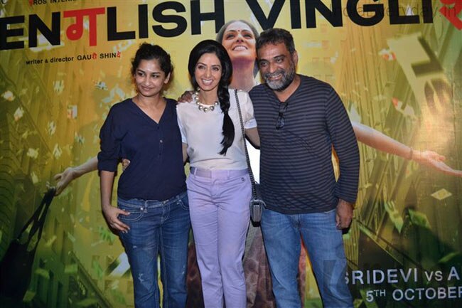 24 अक्‍टूबर 2012: तस्‍वीरों में इंडिया टुडे | <a style='COLOR: #d71920' href='http://bit.ly/indiatoday-hindi-section' target='_blank'>पढ़ें