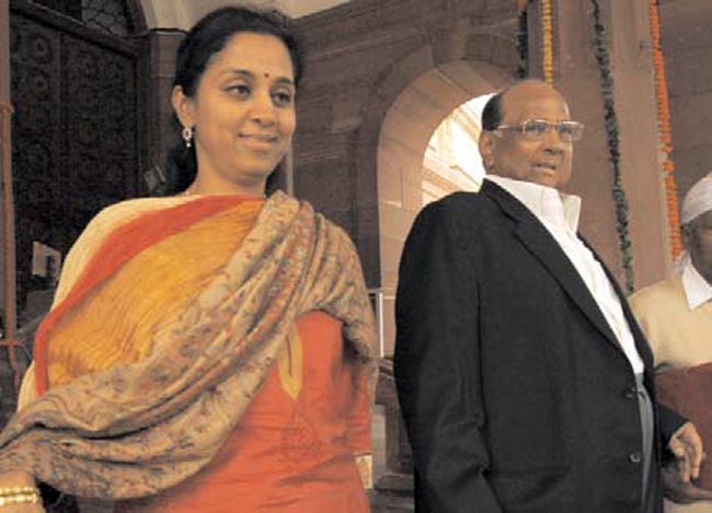 05 दिसंबर 2012: तस्‍वीरों में इंडिया टुडे | <a style='COLOR: #d71920' href='http://bit.ly/indiatoday-hindi-section' target='_blank'>पढ़ें इंडिया