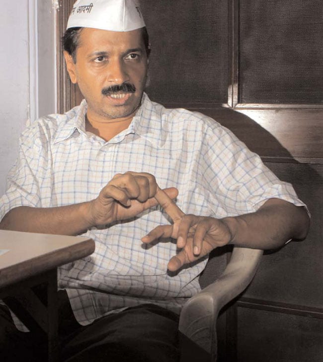 24 अक्टूबर 2012: तस्वीरों में इंडिया टुडे | पढ़ें 24 अक्टूबर 2012: तस्वीरों में इंडिया टुडे | <a style='COLOR: #d71920' href='http://bit.ly/indiatoday-hindi-section' target='_blank'>पढ़ें