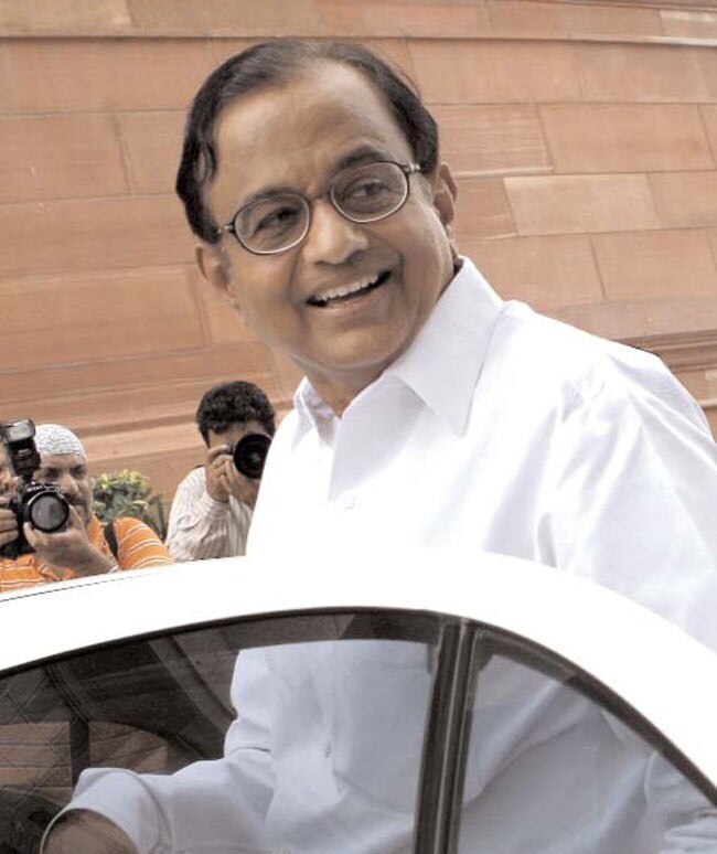 24 अक्टूबर 2012: तस्वीरों में इंडिया टुडे | पढ़ें 24 अक्टूबर 2012: तस्वीरों में इंडिया टुडे | <a style='COLOR: #d71920' href='http://bit.ly/indiatoday-hindi-section' target='_blank'>पढ़ें