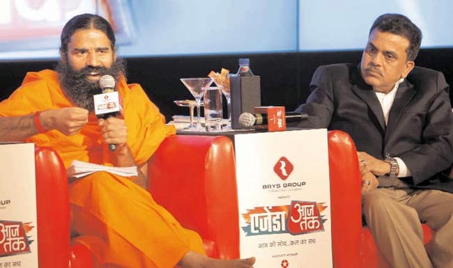 26 दिसंबर 2012: तस्वीरों में इंडिया टुडे | पढ़ें इंडिया 26 दिसंबर 2012: तस्वीरों में इंडिया टुडे | <a style='COLOR: #d71920' href='http://bit.ly/indiatoday-hindi-section' target='_blank'>पढ़ें इंडिया