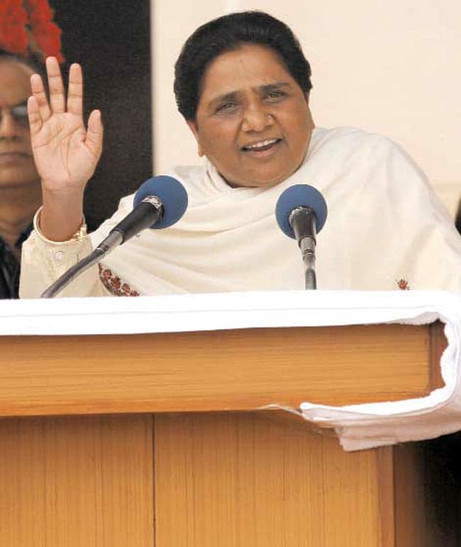 26 दिसंबर 2012: तस्वीरों में इंडिया टुडे | पढ़ें इंडिया 26 दिसंबर 2012: तस्वीरों में इंडिया टुडे | <a style='COLOR: #d71920' href='http://bit.ly/indiatoday-hindi-section' target='_blank'>पढ़ें इंडिया