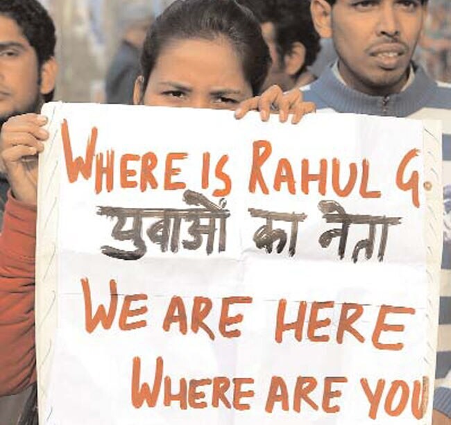 16 जनवरी 2013: तस्वीरों में इंडिया टुडे | पढ़ें इंडिया 16 जनवरी 2013: तस्वीरों में इंडिया टुडे | <a style='COLOR: #d71920' href='http://bit.ly/indiatoday-hindi-section' target='_blank'>पढ़ें इंडिया