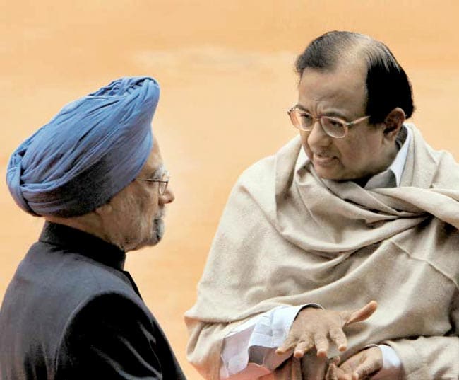 19 दिसंबर 2012: तस्वीरों में इंडिया टुडे | पढ़ें इंडिया 19 दिसंबर 2012: तस्वीरों में इंडिया टुडे | <a style='COLOR: #d71920' href='http://bit.ly/indiatoday-hindi-section' target='_blank'>पढ़ें इंडिया