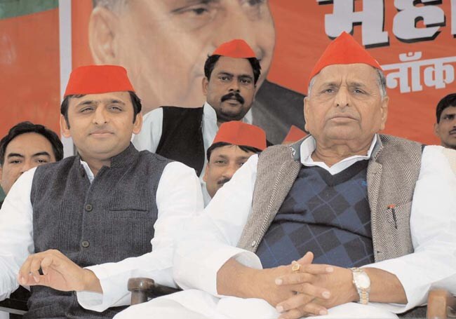 9 जनवरी 2013: तस्वीरों में इंडिया टुडे | पढ़ें इंडिया 9 जनवरी 2013: तस्वीरों में इंडिया टुडे | <a style='COLOR: #d71920' href='http://bit.ly/indiatoday-hindi-section' target='_blank'>पढ़ें इंडिया