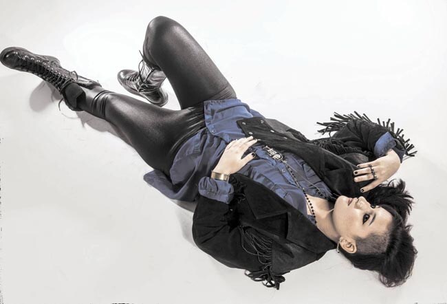 2 जनवरी 2013: तस्वीरों में इंडिया टुडे | पढ़ें इंडिया 2 जनवरी 2013: तस्वीरों में इंडिया टुडे | <a style='COLOR: #d71920' href='http://bit.ly/indiatoday-hindi-section' target='_blank'>पढ़ें इंडिया