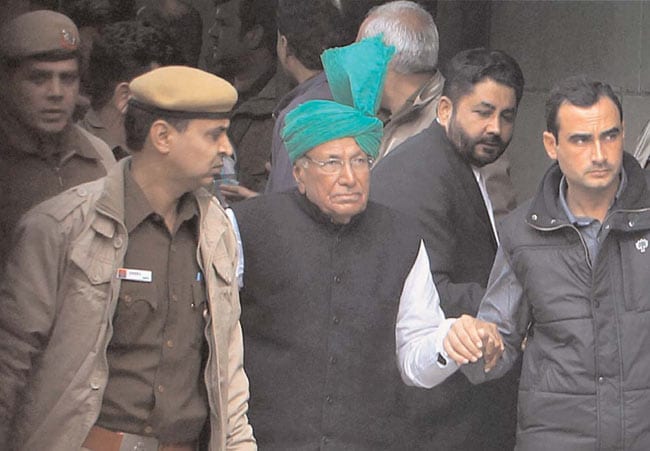 30 जनवरी 2013: तस्वीरों में इंडिया टुडे | पढ़ें इंडिया 30 जनवरी 2013: तस्वीरों में इंडिया टुडे | <a style='COLOR: #d71920' href='http://bit.ly/indiatoday-hindi-section' target='_blank'>पढ़ें इंडिया