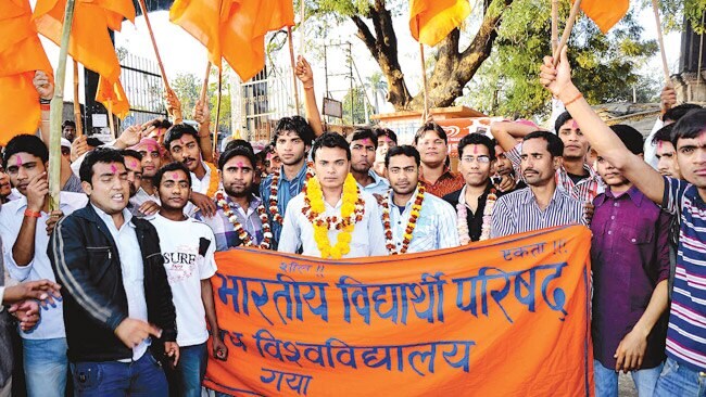 13 मार्च 2013: तस्वीरों में इंडिया टुडे | पढ़ें इंडिया 13 मार्च 2013: तस्वीरों में इंडिया टुडे | <a style='COLOR: #d71920' href='http://bit.ly/indiatoday-hindi-section' target='_blank'>पढ़ें इंडिया