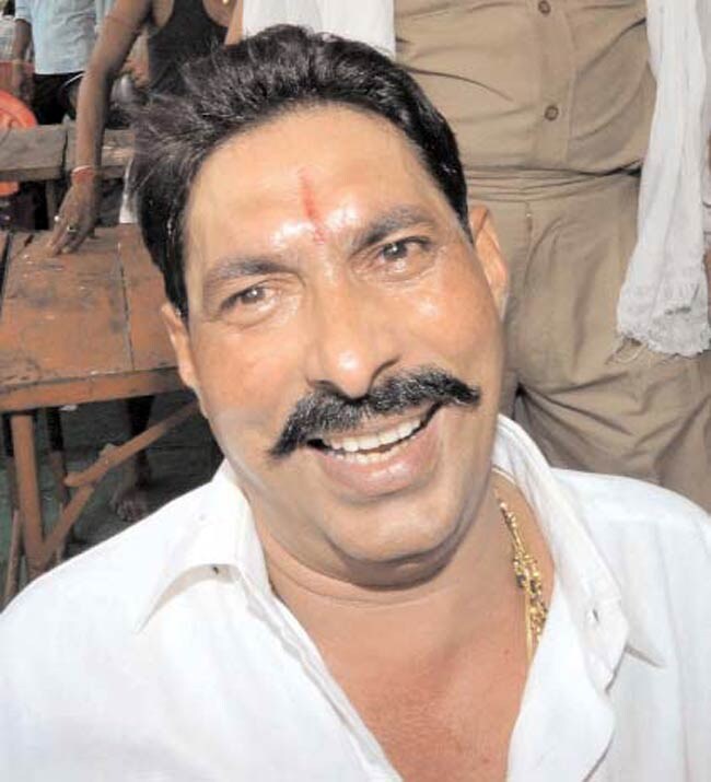 27 फरवरी 2013: तस्वीरों में इंडिया टुडे | पढ़ें इंडिया 27 फरवरी 2013: तस्वीरों में इंडिया टुडे | <a style='COLOR: #d71920' href='http://bit.ly/indiatoday-hindi-section' target='_blank'>पढ़ें इंडिया