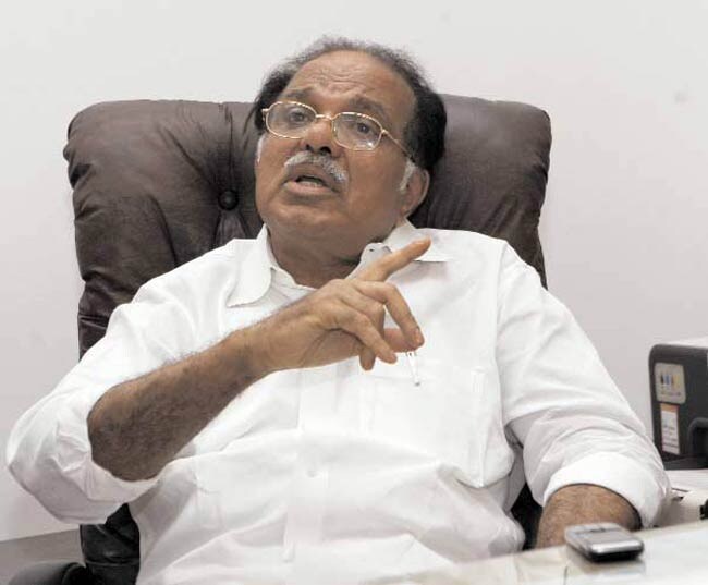 27 फरवरी 2013: तस्वीरों में इंडिया टुडे | पढ़ें इंडिया 27 फरवरी 2013: तस्वीरों में इंडिया टुडे | <a style='COLOR: #d71920' href='http://bit.ly/indiatoday-hindi-section' target='_blank'>पढ़ें इंडिया