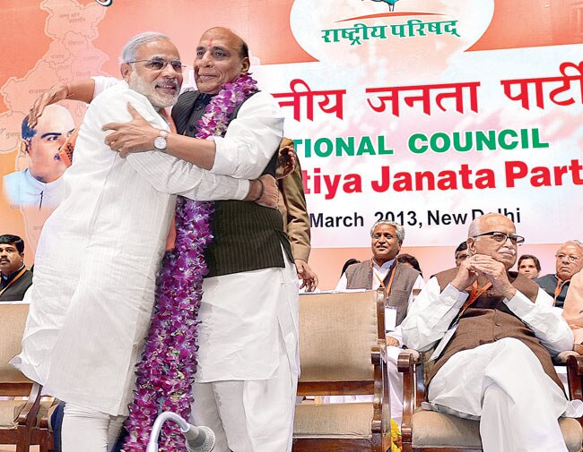 17 अप्रैल 2013: तस्वीरों में इंडिया टुडे | पढ़ें इंडिया 17 अप्रैल 2013: तस्वीरों में इंडिया टुडे | <a style='COLOR: #d71920' href='http://bit.ly/indiatoday-hindi-section' target='_blank'>पढ़ें इंडिया