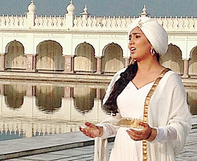 चमक रहे बॉलीवुड में नए गायक | GEN चमक रहे बॉलीवुड में नए गायक | <a style='COLOR: #d71920' href='http://bit.ly/bollywood_gennext' target='_blank'>GEN