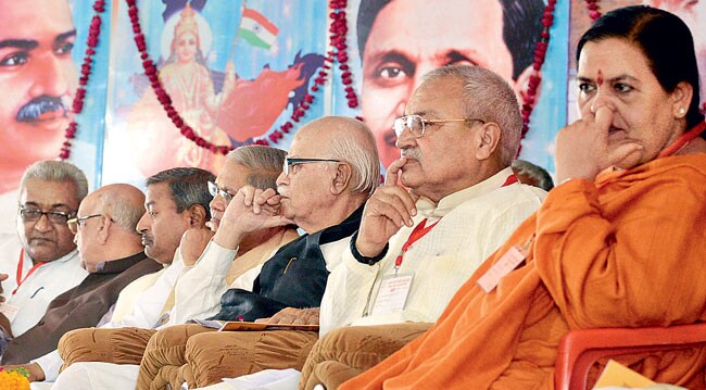 17 अप्रैल 2013: तस्वीरों में इंडिया टुडे | पढ़ें इंडिया 17 अप्रैल 2013: तस्वीरों में इंडिया टुडे | <a style='COLOR: #d71920' href='http://bit.ly/indiatoday-hindi-section' target='_blank'>पढ़ें इंडिया