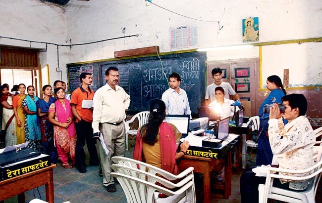 10 अप्रैल 2013: तस्वीरों में इंडिया टुडे | पढ़ें इंडिया 10 अप्रैल 2013: तस्वीरों में इंडिया टुडे | <a style='COLOR: #d71920' href='http://bit.ly/indiatoday-hindi-section' target='_blank'>पढ़ें इंडिया