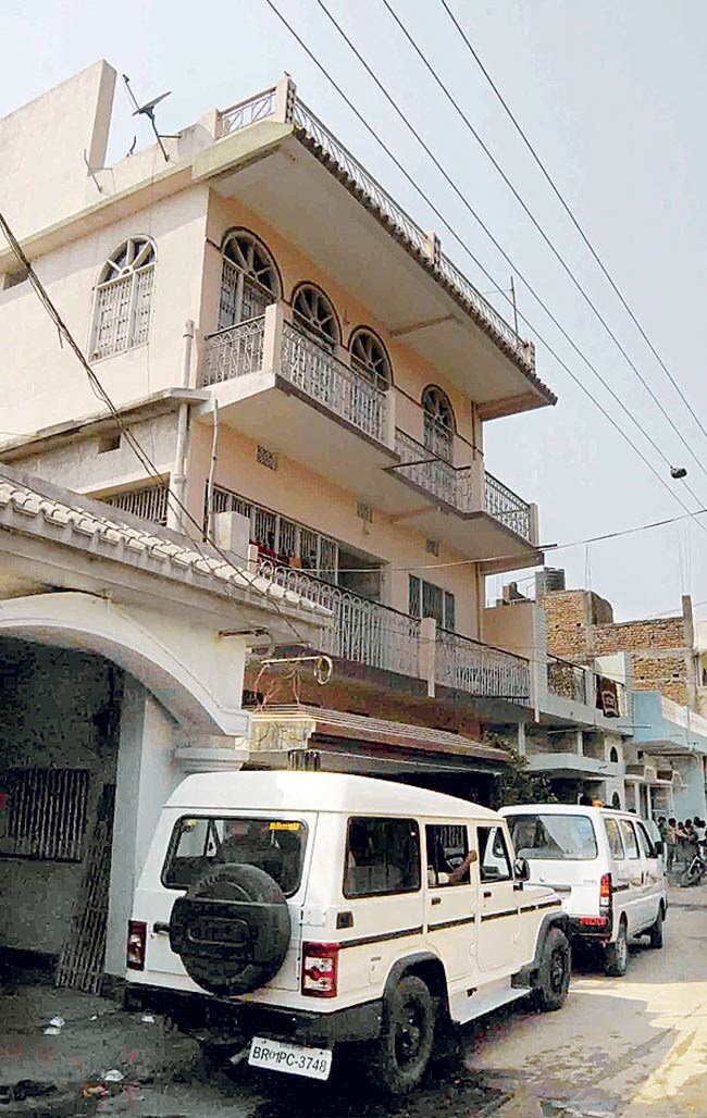 15 मई 2013: तस्वीरों में इंडिया टुडे | पढ़ें इंडिया 15 मई 2013: तस्वीरों में इंडिया टुडे | <a style='COLOR: #d71920' href='http://bit.ly/indiatoday-hindi-section' target='_blank'>पढ़ें इंडिया