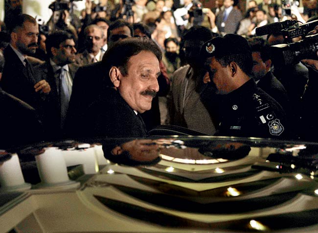 15 मई 2013: तस्‍वीरों में इंडिया टुडे | <a style='COLOR: #d71920' href='http://bit.ly/indiatoday-hindi-section' target='_blank'>पढ़ें इंडिया