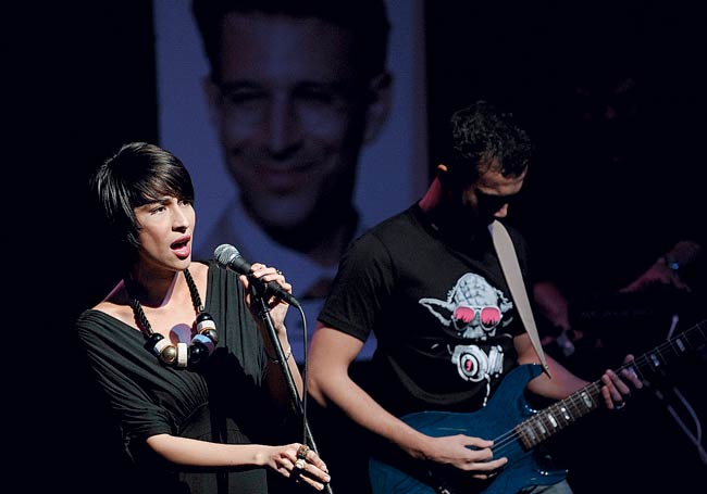 15 मई 2013: तस्‍वीरों में इंडिया टुडे | <a style='COLOR: #d71920' href='http://bit.ly/indiatoday-hindi-section' target='_blank'>पढ़ें इंडिया