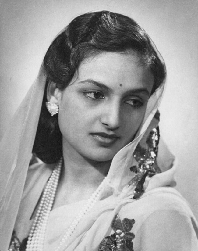 जिनकी खूबसूरती और गहनों की रही जिनकी खूबसूरती और गहनों की रही
