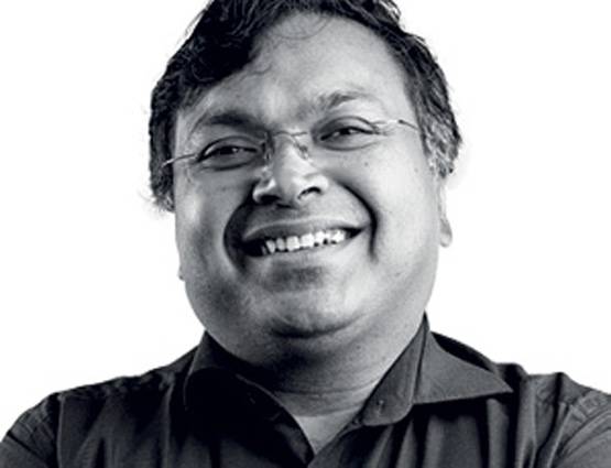 हिंदू बनाम