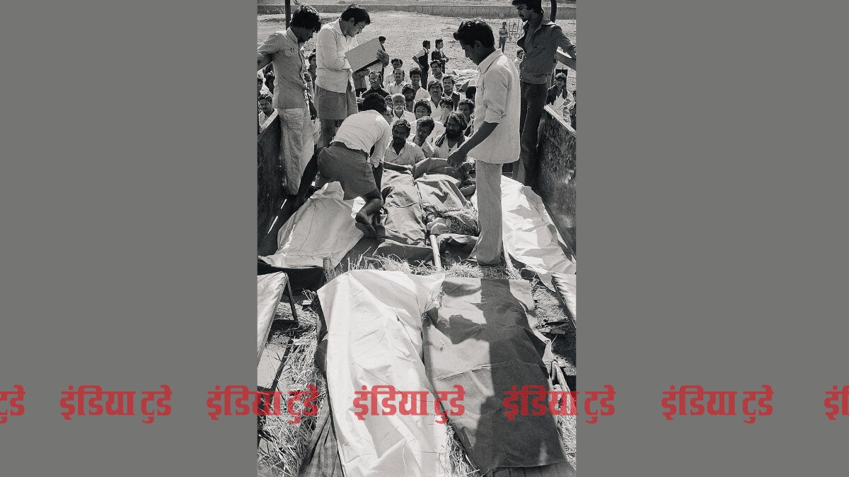 भोपाल गैस कांड : तस्वीरों के जरिए त्रासदी की कहानी भोपाल गैस कांड : तस्वीरों के जरिए त्रासदी की कहानी