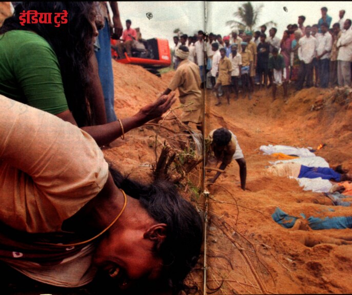 एक साथ दफन की गई थीं कई लाशें एक साथ दफन की गई थीं कई लाशें