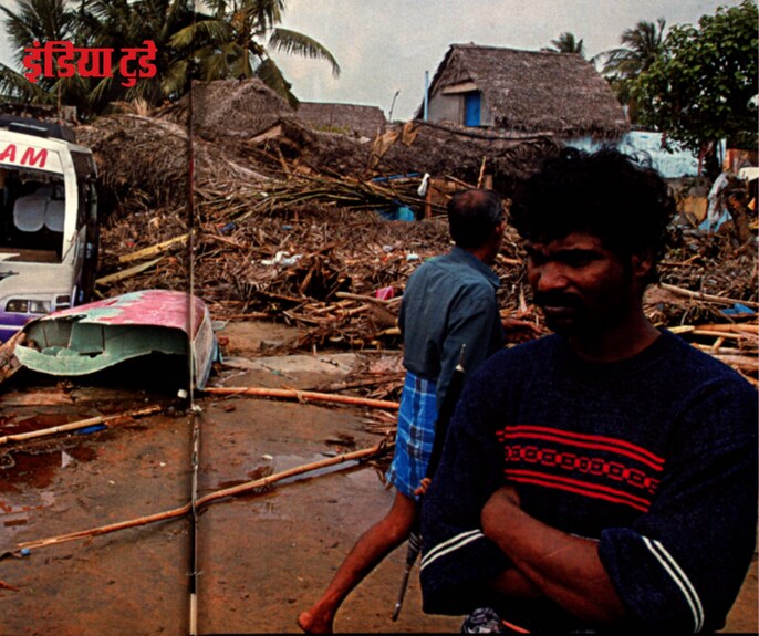 तबाही के कइयों के घर उजड़े तो कइयों के मकान  तबाही के कइयों के घर उजड़े तो कइयों के मकान