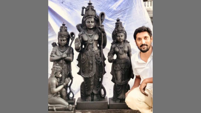 आदिशंकराचार्य से गांधी तक... रामलला की मूर्ति बनाने वाले अरुण योगीराज ने और क्या-क्या बनाया? आदिशंकराचार्य से गांधी तक... रामलला की मूर्ति बनाने वाले अरुण योगीराज ने और क्या-क्या बनाया?