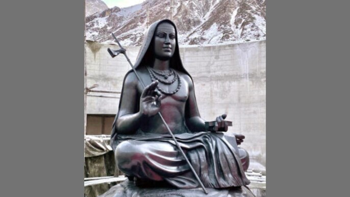 आदिशंकराचार्य से गांधी तक... रामलला की मूर्ति बनाने वाले अरुण योगीराज ने और क्या-क्या बनाया? आदिशंकराचार्य से गांधी तक... रामलला की मूर्ति बनाने वाले अरुण योगीराज ने और क्या-क्या बनाया?