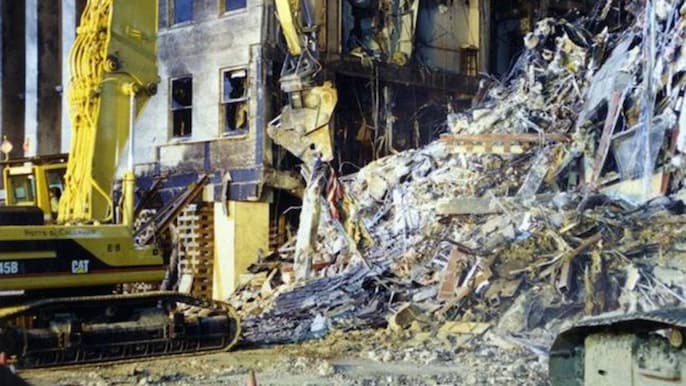 9/11 हमले के बाद पेंटागन का क्षतिग्रस्त हिस्सा (फोटो : FBI) 9/11 हमले के बाद पेंटागन का क्षतिग्रस्त हिस्सा (फोटो : FBI)