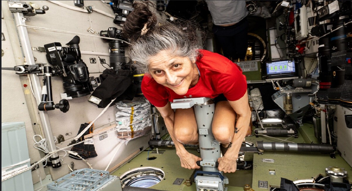 अंतरिक्ष यात्री सुनीता विलियम्स ने एक विशेष टेक्नोलॉजी के जरिए अपना वजन मापा अंतरिक्ष यात्री सुनीता विलियम्स ने एक विशेष टेक्नोलॉजी के जरिए अपना वजन मापा