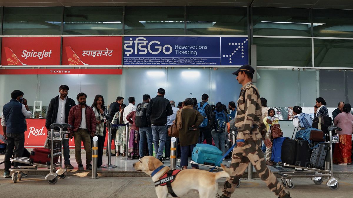 एयरपोर्ट की सुरक्षा पर भी खतरा!