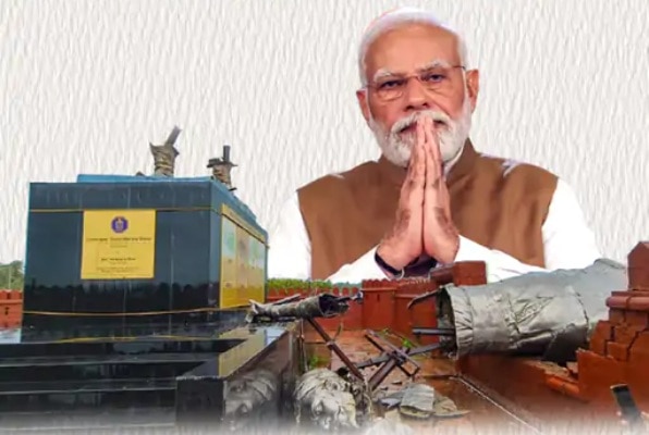 2023 में महाराष्ट्र में शिवाजी प्रतिमा गिरने पर पीएम मोदी ने झुककर माफी मांगी थी. 