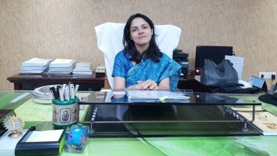 शख्सियतः जहां भी रहेंगी, रोशन करेंगी - roshan jacob mining commissioner started mines amid lock down -