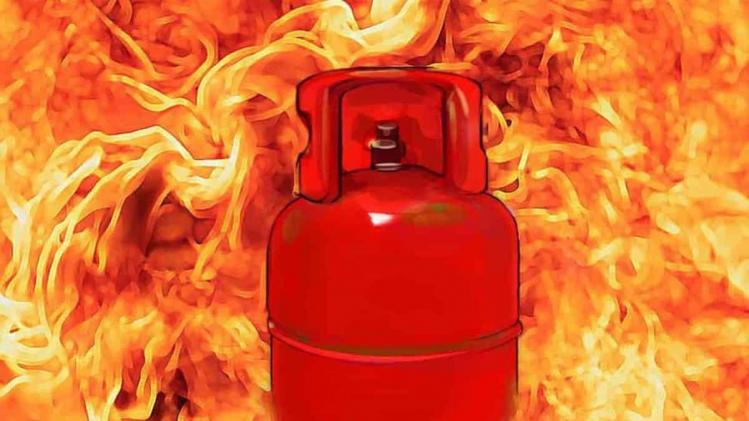 LPG cylinder blast പന്തളത്ത് ഹോട്ടലില്‍ ഗ്യാസ് സിലിണ്ടര്