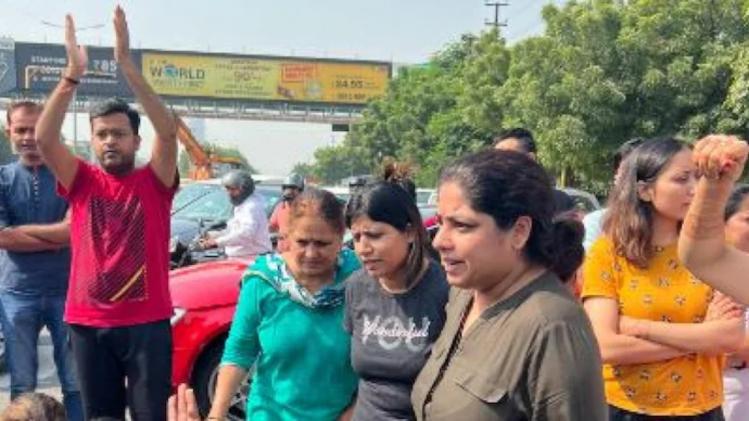 Stray dog killed child 'എന്റെ കുഞ്ഞിനും സംഭവിക്കാം' തെരുവുനായ കടിച്ച്