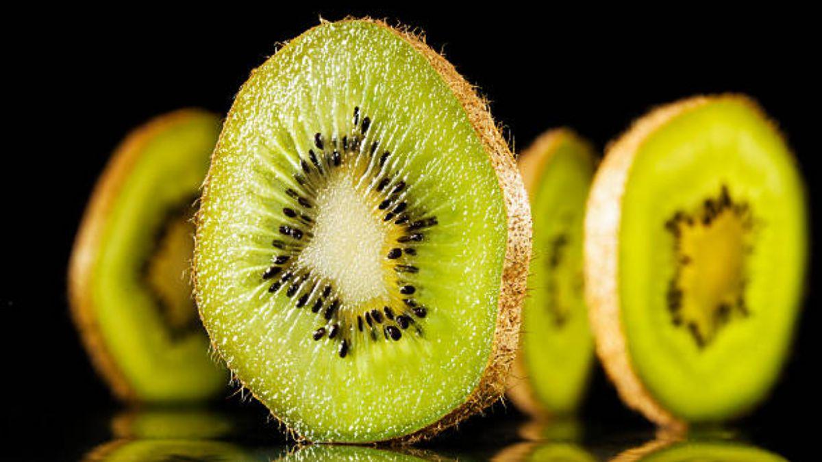 Kiwi health benefits പ്രതിരോധ ശേഷിയ്ക്ക് അത്യുത്തമം; കിവിയുടെ