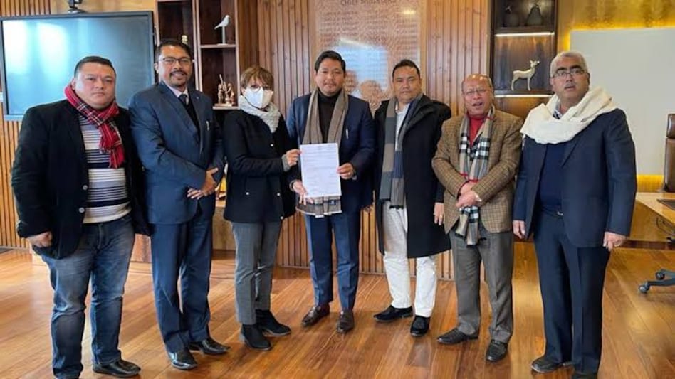Meghalaya: All 5 Congress MLAs join BJP-backed MDA Meghalaya: All 5 Congress MLAs join BJP-backed MDA