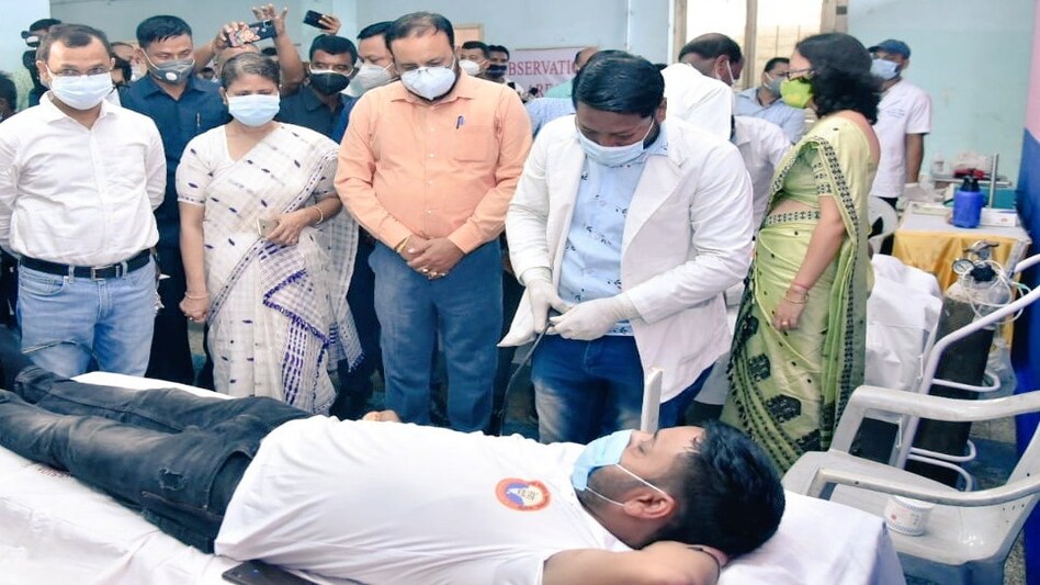 Assam Health Minister urges citizens to donate blood during pandemic on World Blood Donor Day Assam Health Minister urges citizens to donate blood during pandemic on World Blood Donor Day