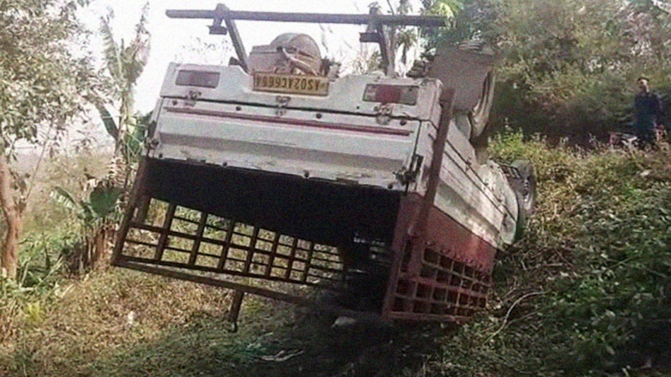 Pregnant woman among 20 injured in West Karbi Anglong vehicle accident