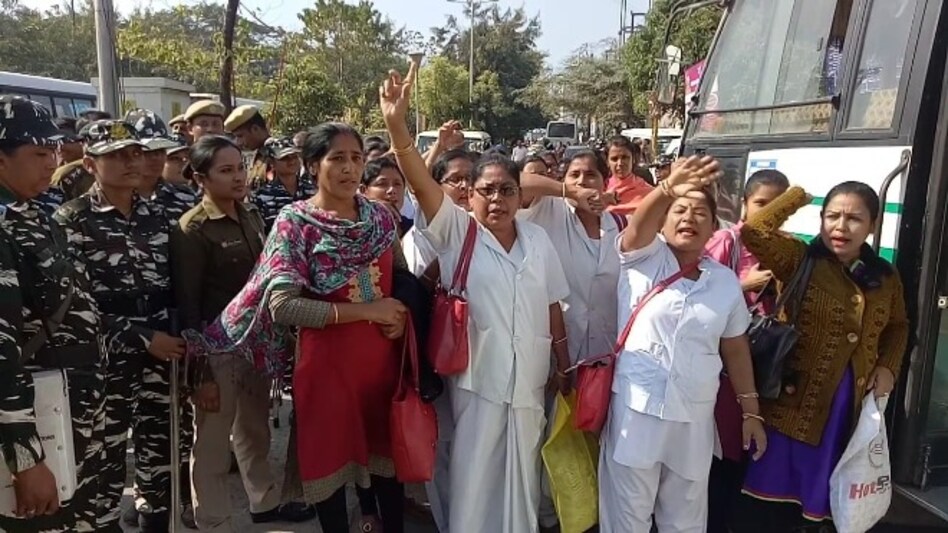 Hundreds of protesting nurses detained by Guwahati Police Hundreds of protesting nurses detained by Guwahati Police