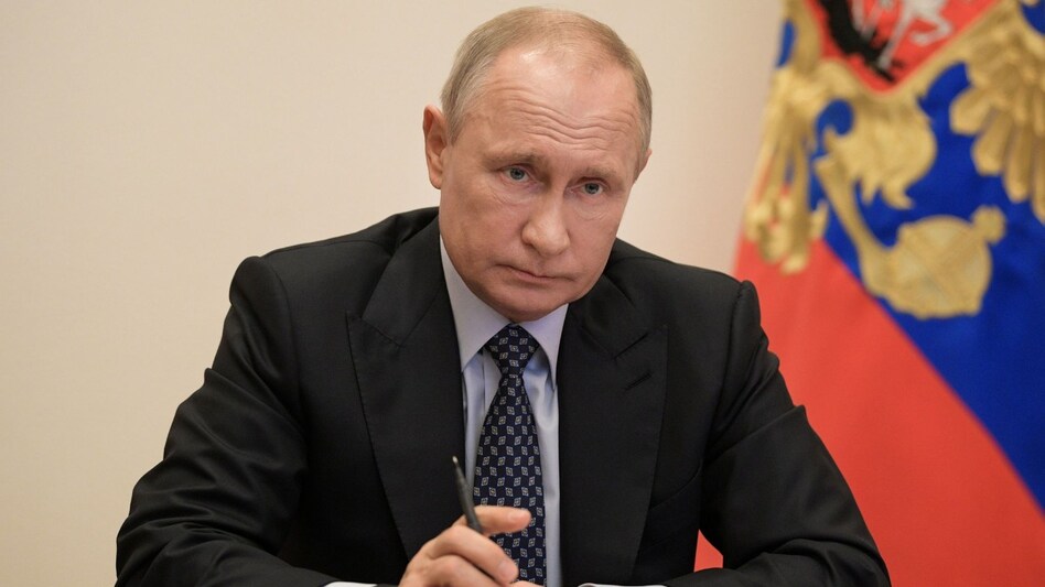 Russia's Vladimir Putin to self-isolate amid COVID outbreak Russia's Vladimir Putin to self-isolate amid COVID outbreak